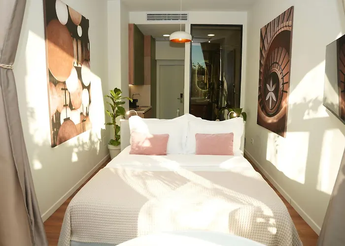 Moonlight Aparthotel Tirana