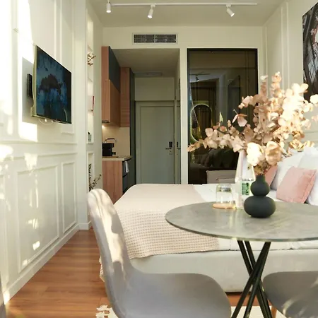 מלון דירות Moonlight טיראנה