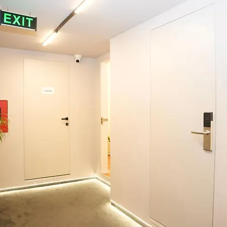 Moonlight מלון דירות 3*