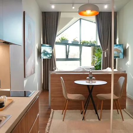 מלון דירות Moonlight טיראנה