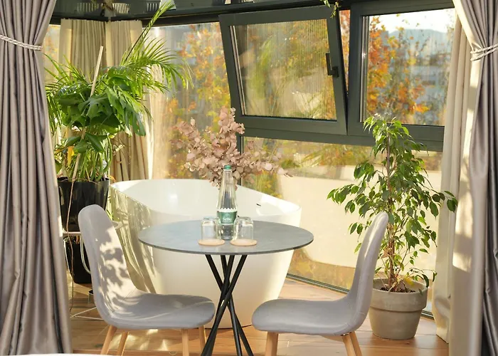 Hotel apartamentowy Moonlight