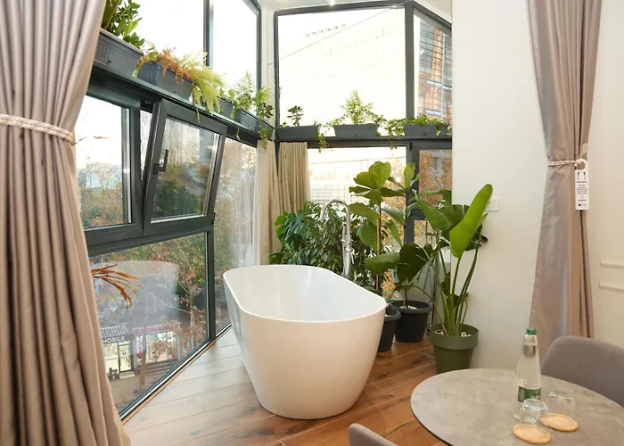 Moonlight Hotel apartamentowy Tirana